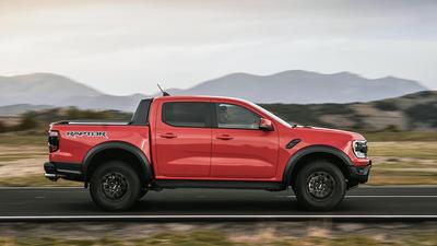 2022 Ford Ranger Raptor driving side