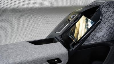 2022 BMW i7 interior detail