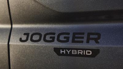 2023 Dacia Jogger Hybrid badge