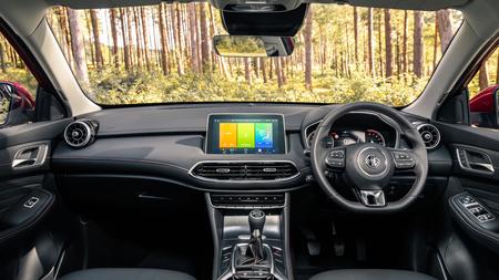Mg Hs Suv 2019 Review Auto Trader Uk