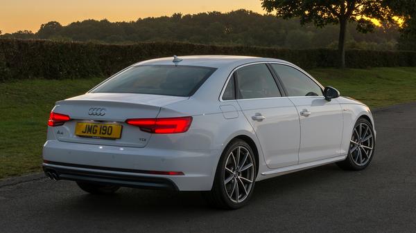 2015 Audi A4 exterior