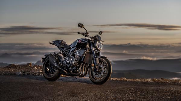 Honda CB1000R review