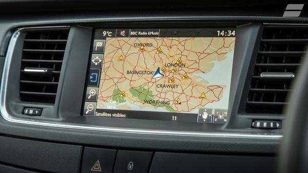 2015 Peugeot 508 SW sat-nav