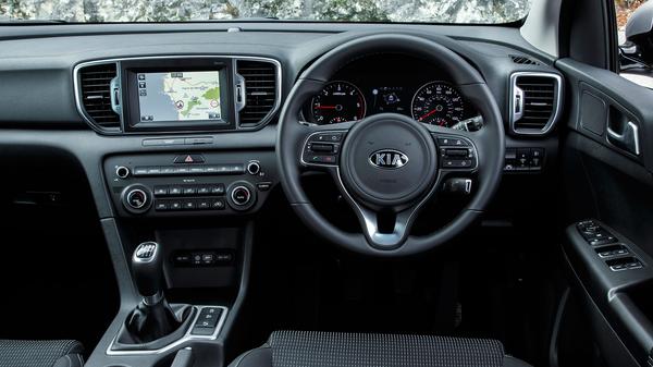 2016 Kia Sportage interior