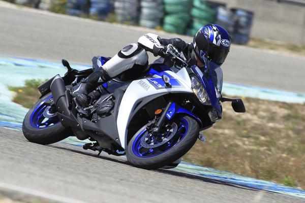 Yamaha YZF-R3 (2014 - ) expert review