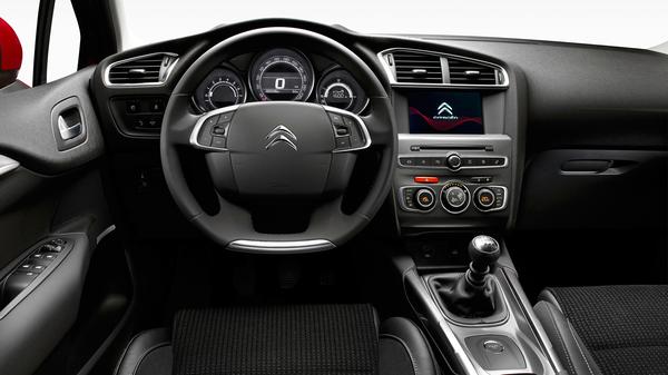 2015 Citroen C4 interior