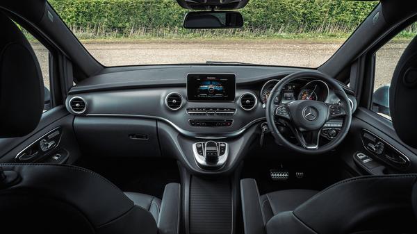 2015 Mercedes-Benz V-Class interior