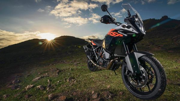 KTM 1050 Adventure (2014 - ) expert review