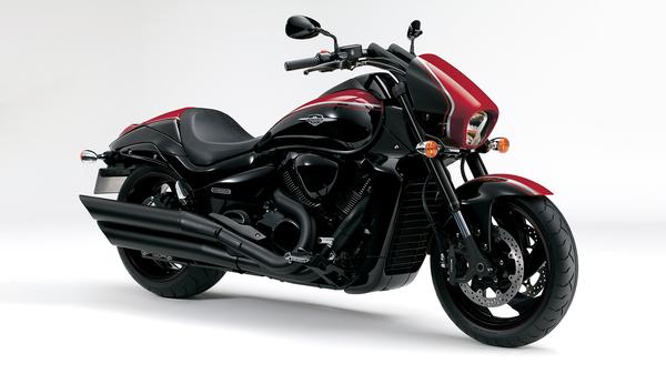 Suzuki M1800RZ Intruder expert review