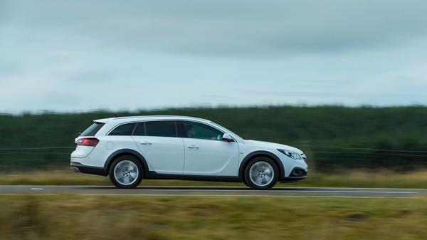 Vauxhall Insignia Sports Tourer running costs