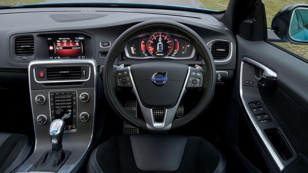 Volvo V60 interior