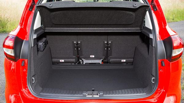 2015 Ford C-Max practicality