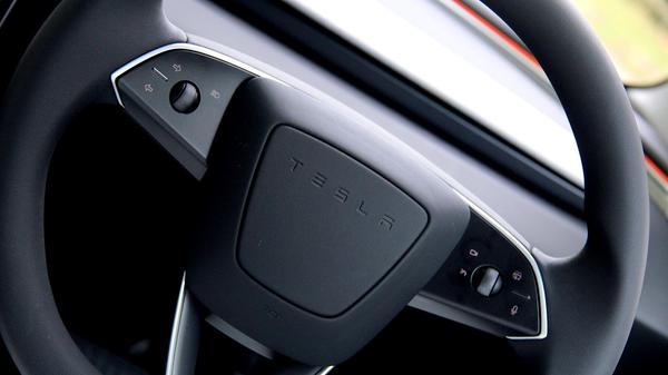 2023 Tesla Upgraded Model 3 steering wheel