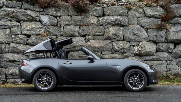 Mazda MX-5 RF 