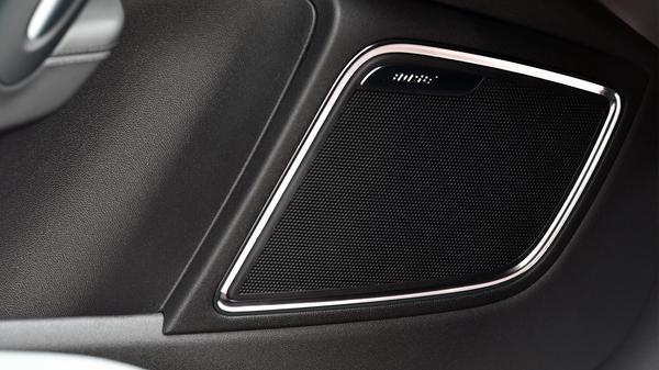 2015 Audi A1 S line Bose speakers