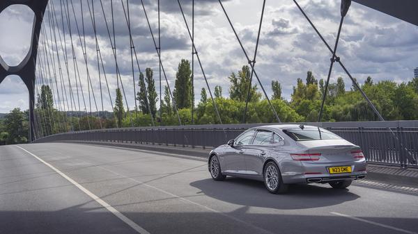 2021 Genesis G80 saloon