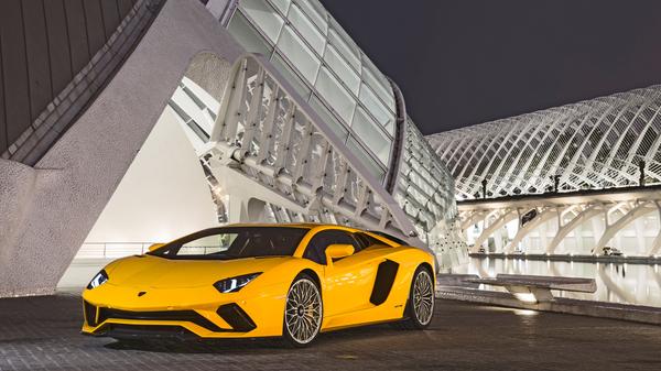 Lamborghini Aventador