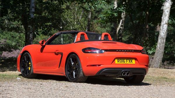 Porsche 718 Boxster