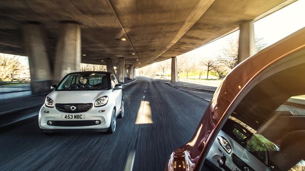 Smart fortwo Coupe (2015 - ) front tracking