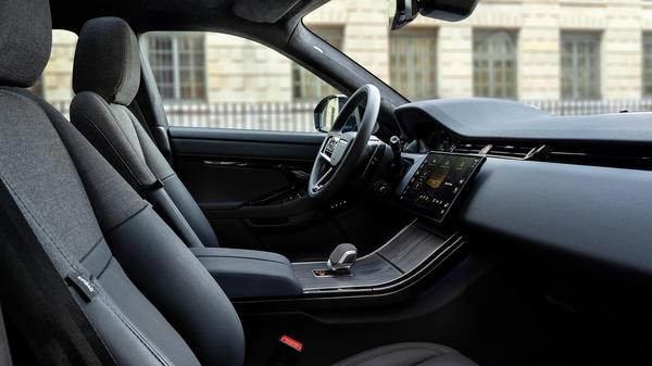2024 Range Rover Evoque interior