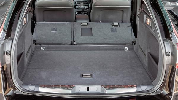 014 Peugeot 508 SW Allure boot seats down