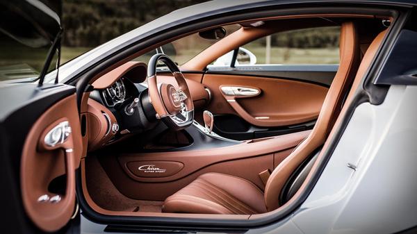 2022 Bugatti Chiron interior