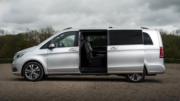 2015 Mercedes-Benz V-Class sliding door