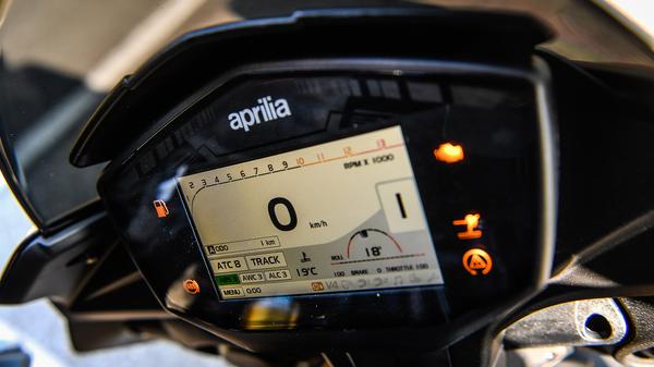 Aprilia Tuono 1100 Factory