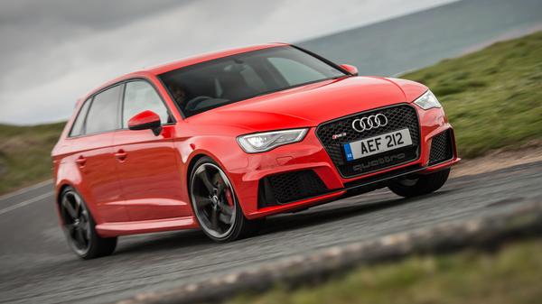 Audi RS 3 handling