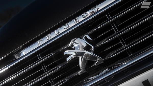 014 Peugeot 508 SW Allure badge