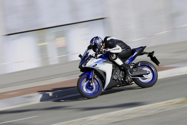 Yamaha YZF-R3 (2014 - ) expert review