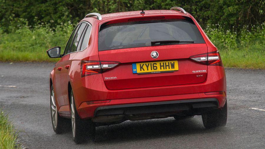 Skoda Superb Estate (2015 - )