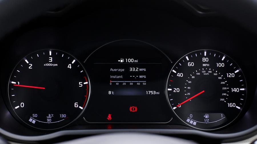 2016 Kia Carens running costs