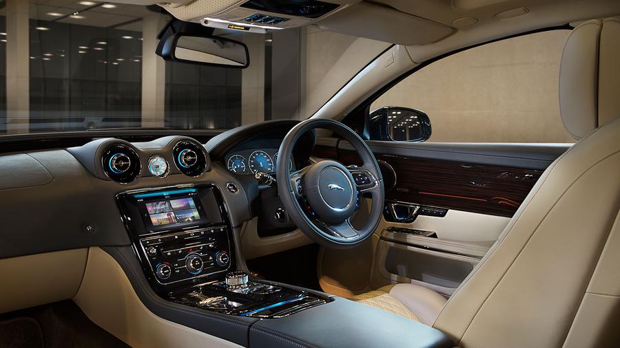 2016 Jaguar XJ SWB 3.0d Portfolio