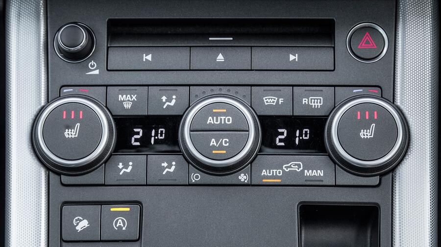 Land Rover Range Rover Evoque SUV (2011 ) L538 review Auto Trader UK