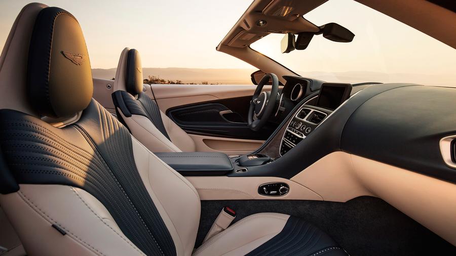 2018 Aston Martin DB11 Volante