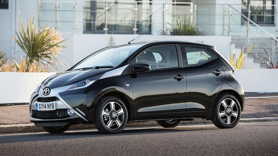 2014 Toyota Aygo front 3/4