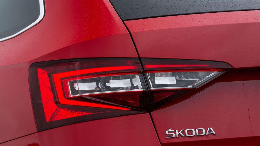 Skoda Superb Estate (2015 - )