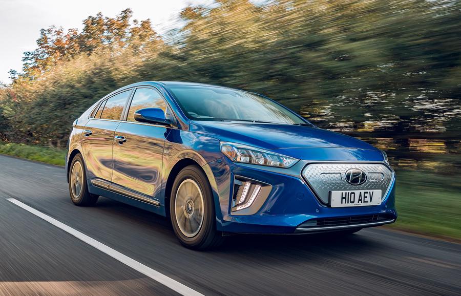 Hyundai Ioniq Electric Hatchback (2019 ) review Auto Trader UK