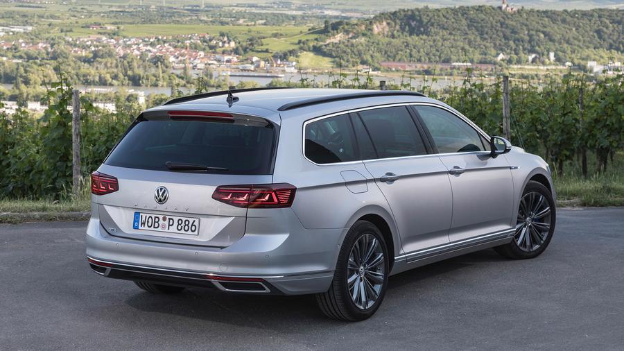 Volkswagen Passat Estate 2019 Review Auto Trader Uk