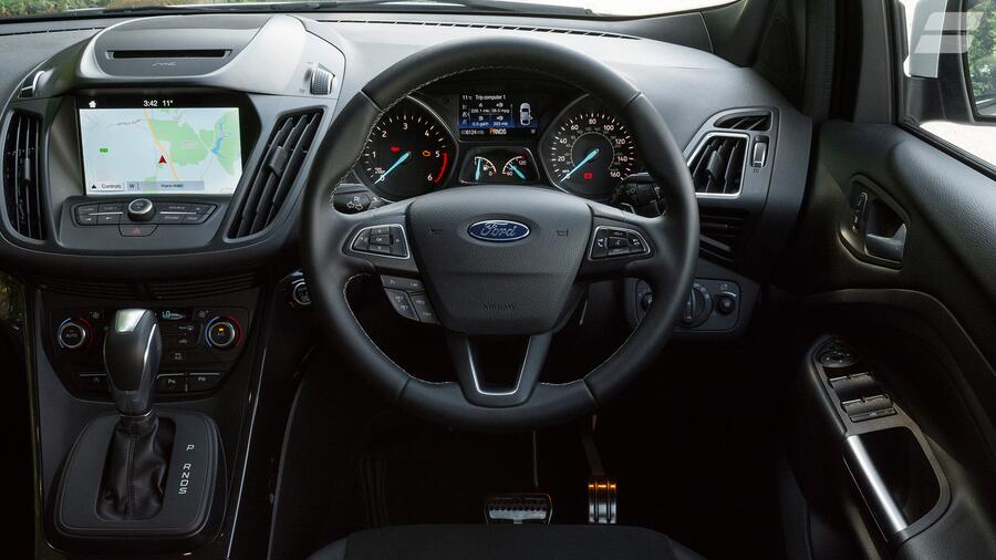 Ford kuga интерьер