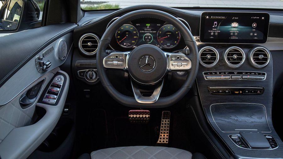 Mercedes Benz Glc Class Coupe 19 Review Auto Trader Uk