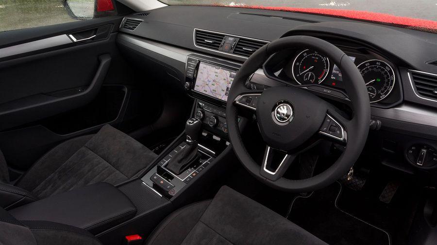 Skoda Superb Estate (2015 - )