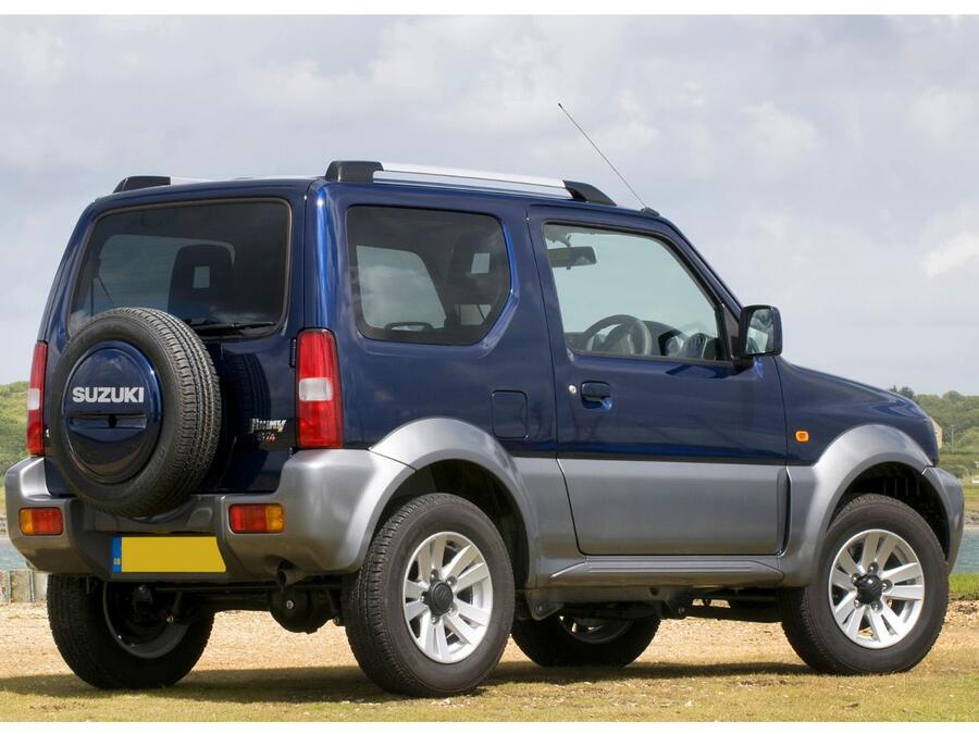 Suzuki Jimny SUV (1998 - 2013) review | Auto Trader UK