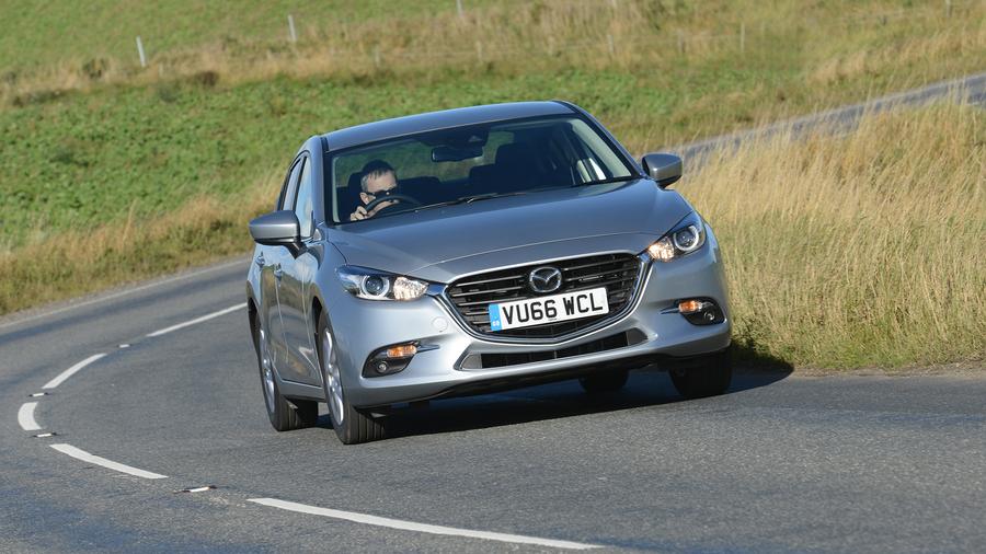 2016 Mazda 3 Fastback saloon