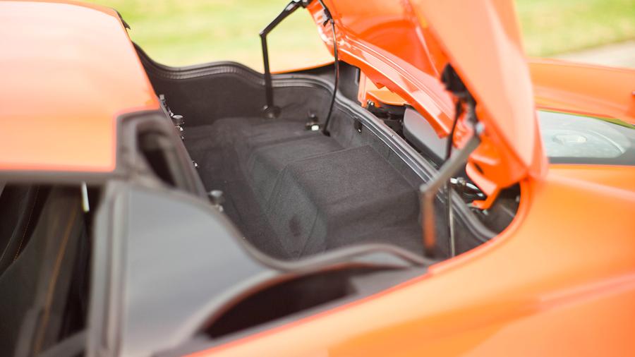 McLaren 650S boot