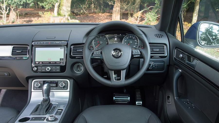 Volkswagen Touareg interior
