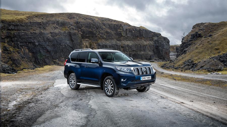 2017 Toyota Land Cruiser