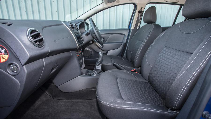 Dacia Sandero cabin