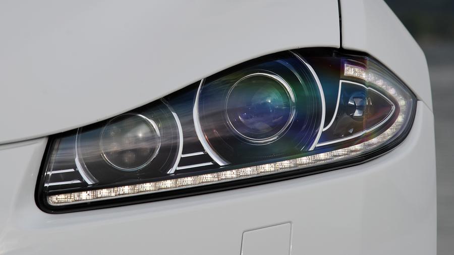 Jaguar XF